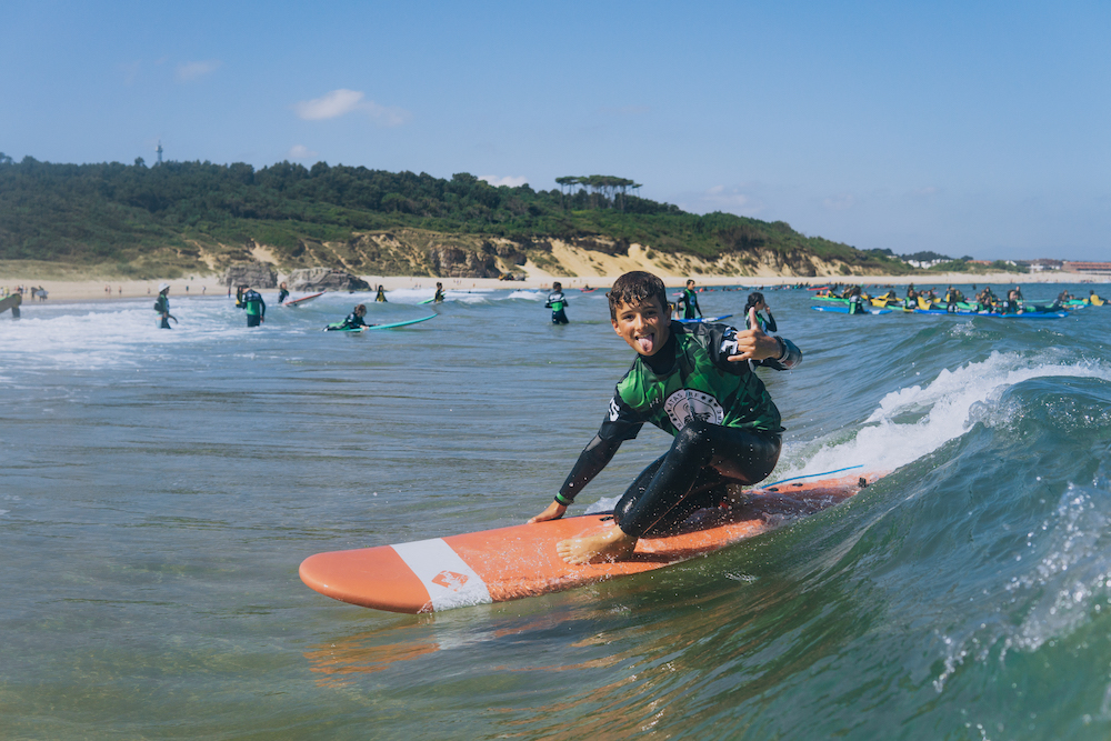 Why is Somo, Cantabria, the perfect destination to learn to surf?